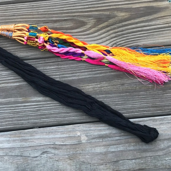 Hair Paranda Blck MultiColor Traditional Accessory - Picture 2 of 8